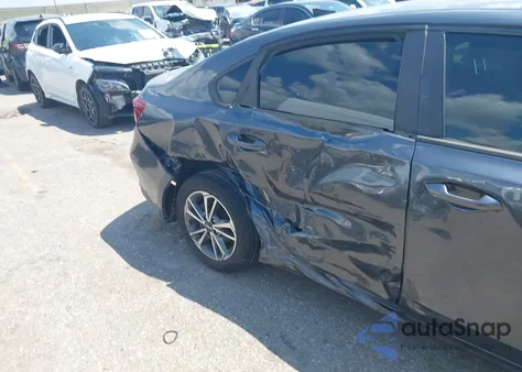 2022 Kia Forte Lxs из США, поврежденный, VIN 3KPF24AD5NE460878